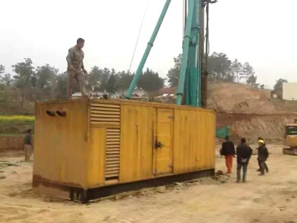 江宁如何判断水冷式机油散热器密封件是否需要更换?